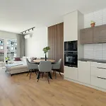 Marcelinska Apartments By Kramm *