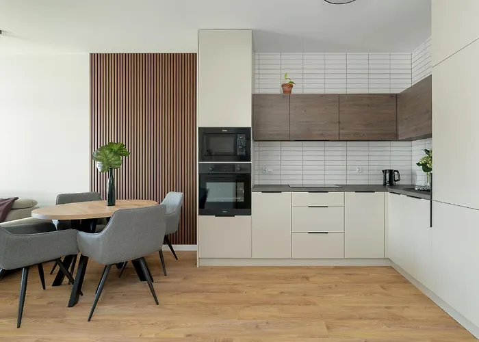 Marcelinska Apartments By Kramm